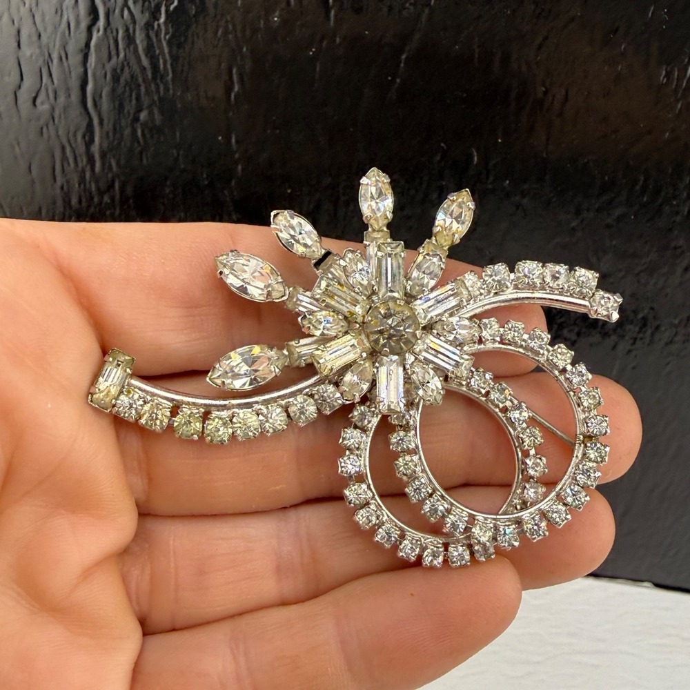 Vintage Sterling Silver Rhinestone Brooch Signed Jay Flex